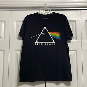 GUC Pink Floyd rock and roll band t size Large The Dark Side Of The Moon 2019